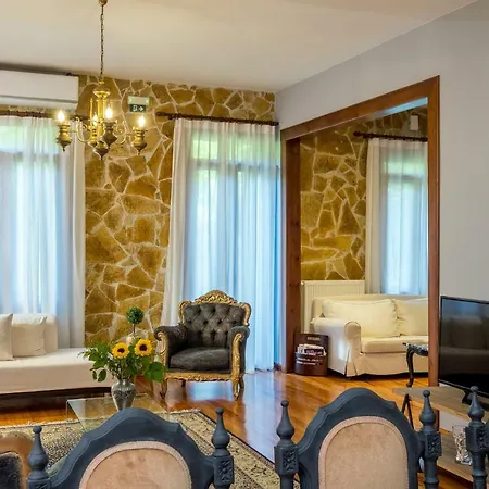 Casa D'aquila דירה *
